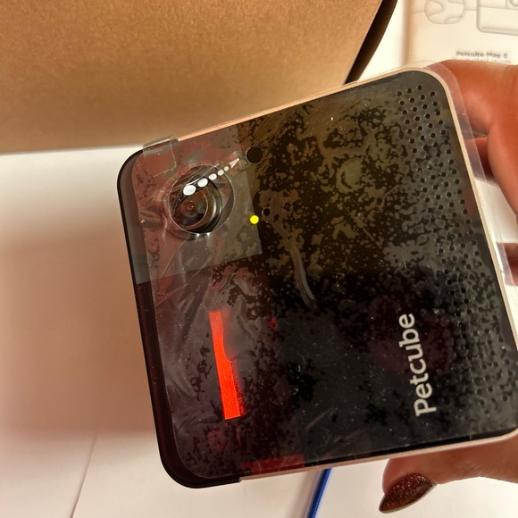 Petcube [2017 Item] Play Smart Pet Camera with Interactive Laser - Picture 6 of 14